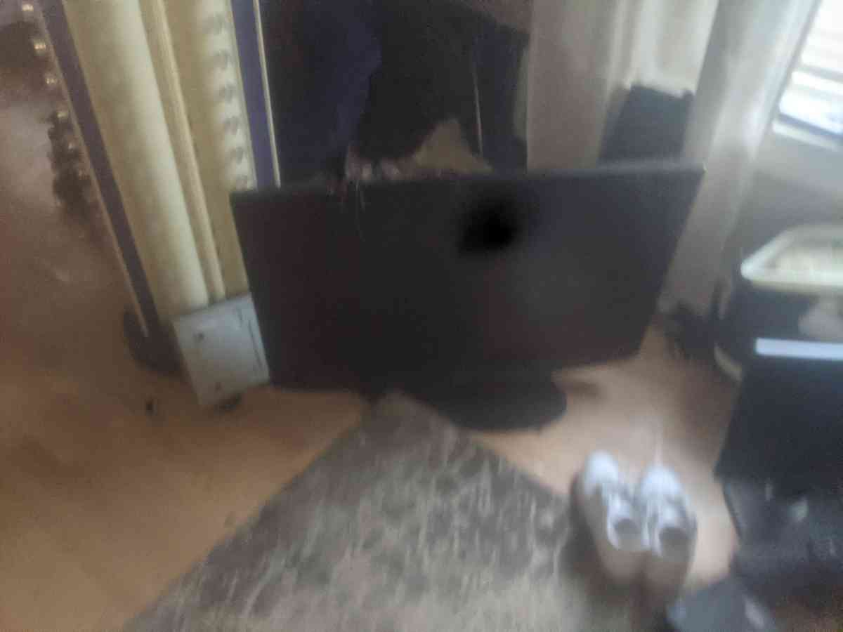 45 inch Samsung Tv - Kansas City, Missouri