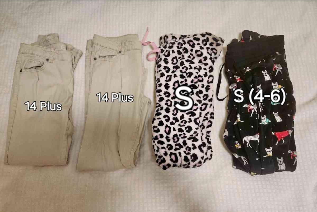 14 Plus and Size Small Girls Pants 4 Pack - Kansas City, Missouri