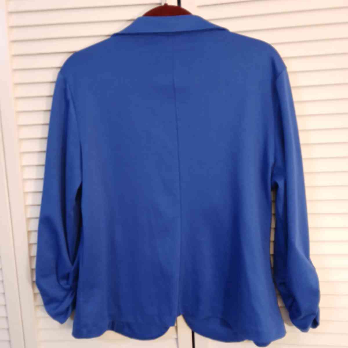 Auline Collection Blue 2X Garment - Indianapolis, Indiana - FleaMarketBay