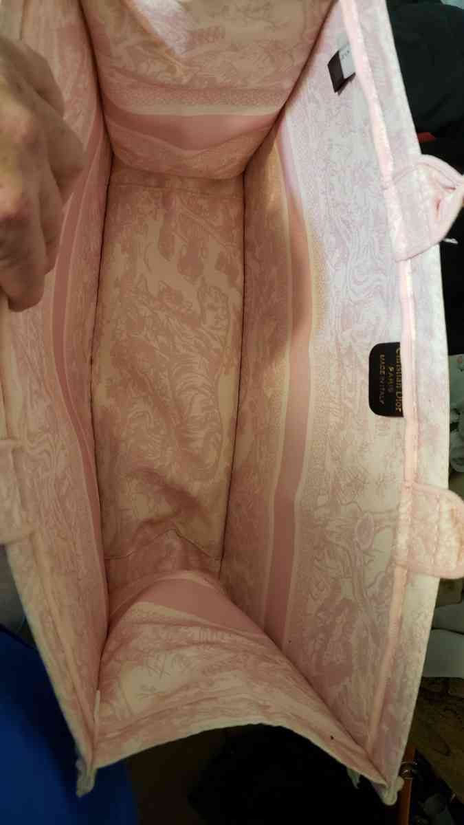 Womens Designer Book Tote - Greenville, South Carolina - FleaMarketBay