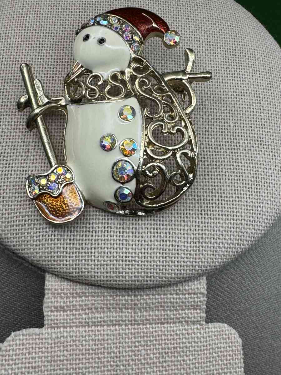 2039PTT High Quality New Enamel  Snowman With Shovel - Gallatin, Tennessee - FleaMarketBay