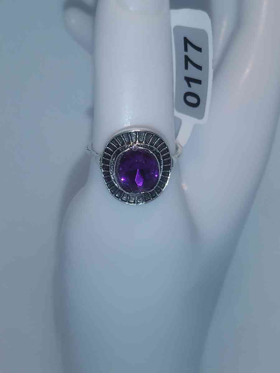 Purple Signet Ring - Roanoke, Virginia