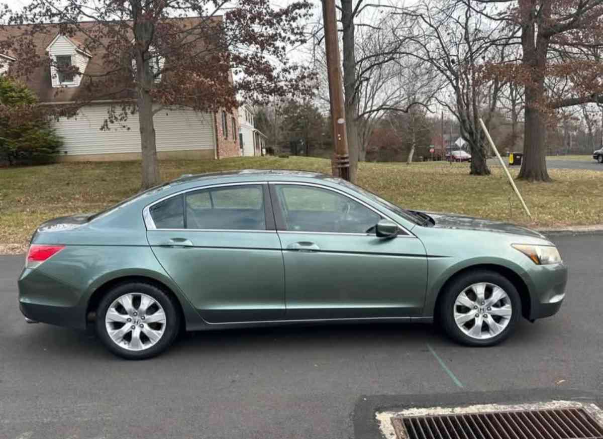 2010 Honda Accord EXL - Los Angeles, California - FleaMarketBay