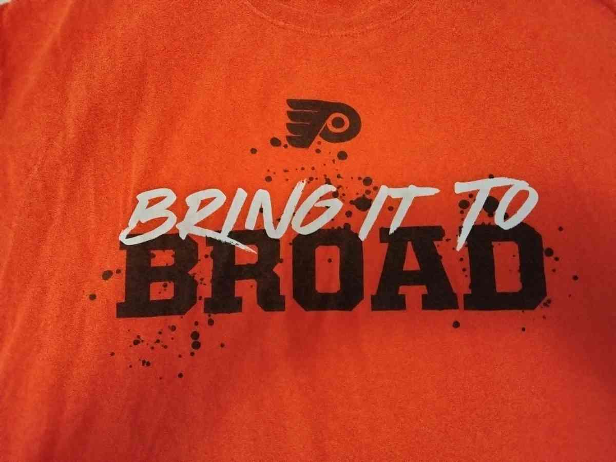 Philadelphia Flyers T Shirt - Norristown, Pennsylvania - FleaMarketBay