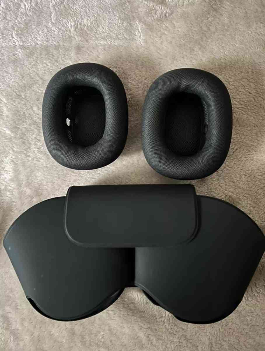 Apple AirPods Max USB C Type - Miami, Florida - FleaMarketBay