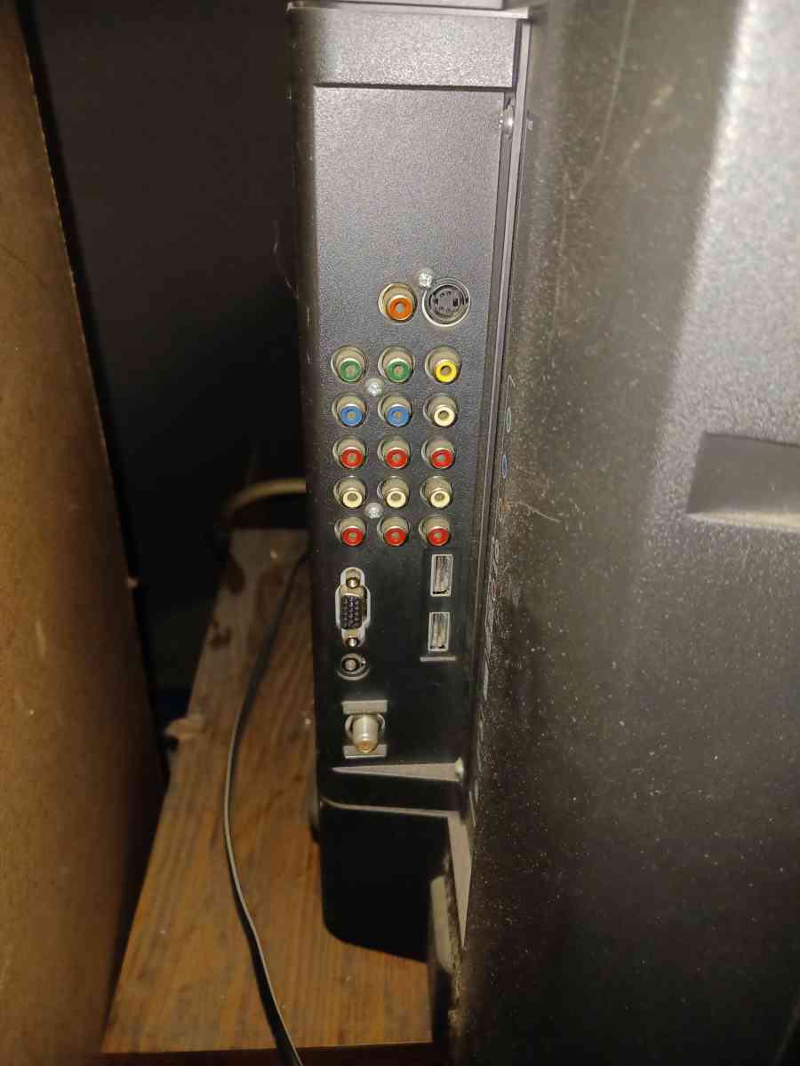 Sanyo DP32648 Television LCD Flat Screen TV PC HDMI VGA RCA - Greer, South Carolina - FleaMarketBay
