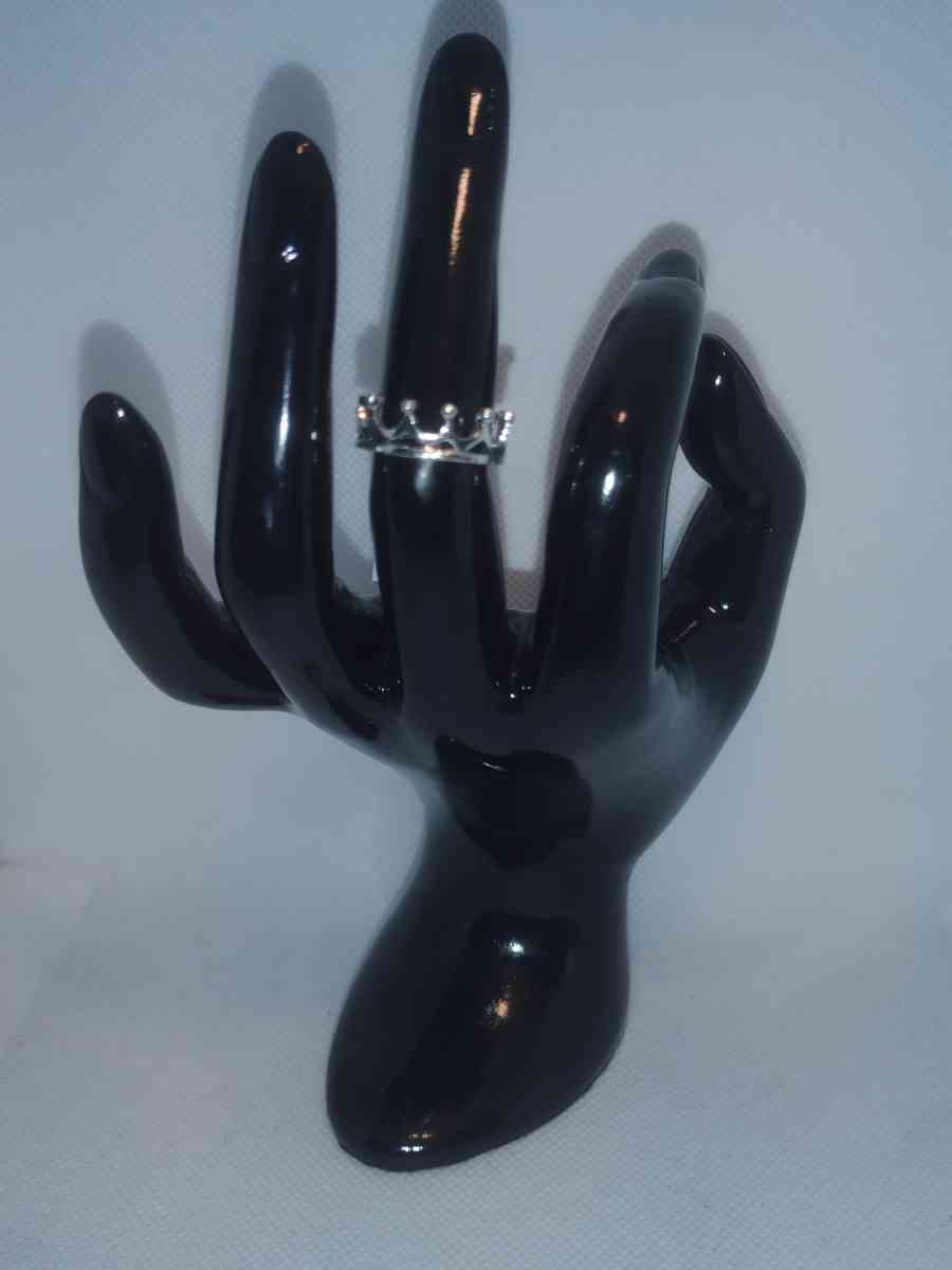 Silver Crown Ring - Roanoke, Virginia - FleaMarketBay