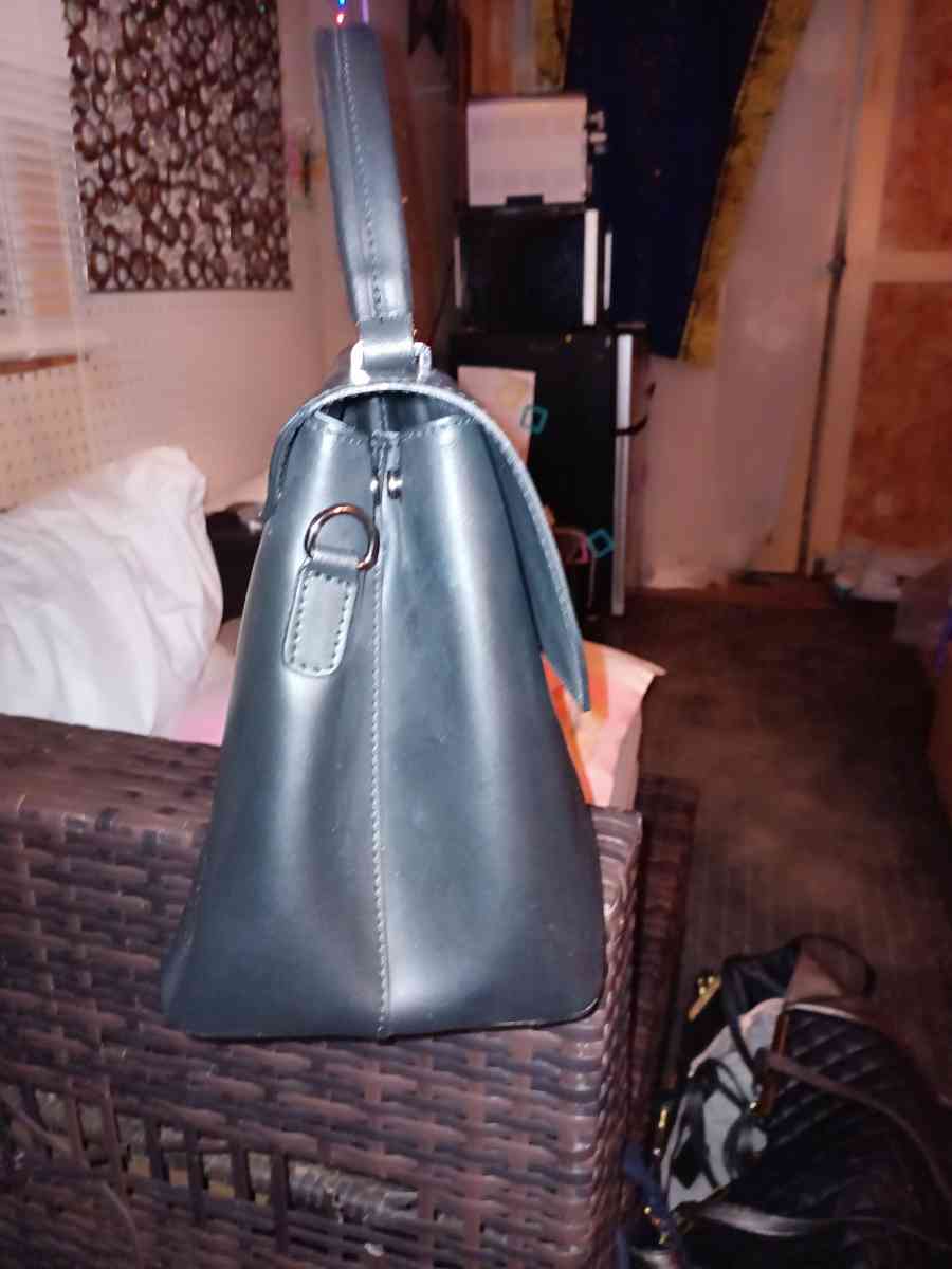 Luana Ferracuti bag - Flowery Branch, Georgia - FleaMarketBay