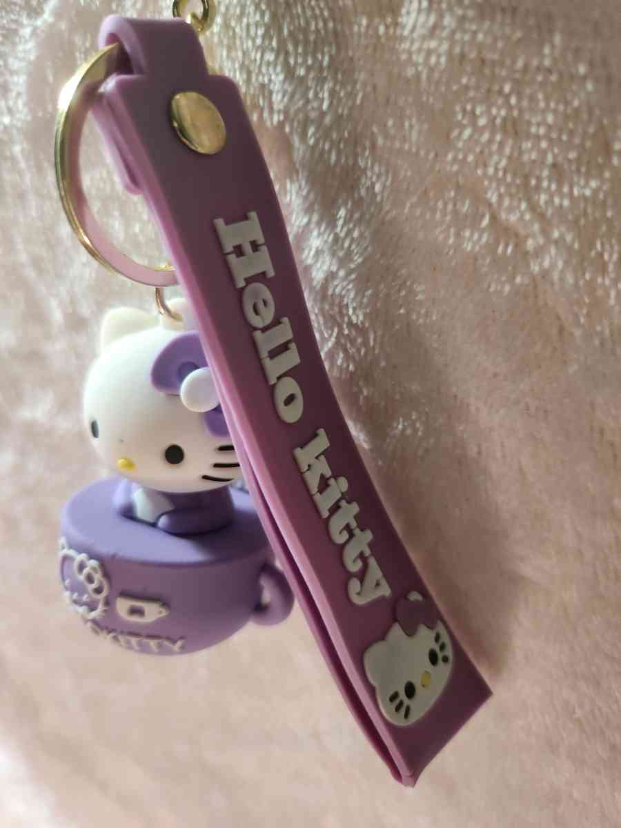 Hello Kitty Purple Teacup Keychain - Kansas City, Missouri - FleaMarketBay