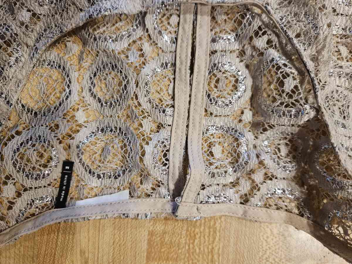 Akemi Kin Lace Top - Chicago, Illinois - FleaMarketBay