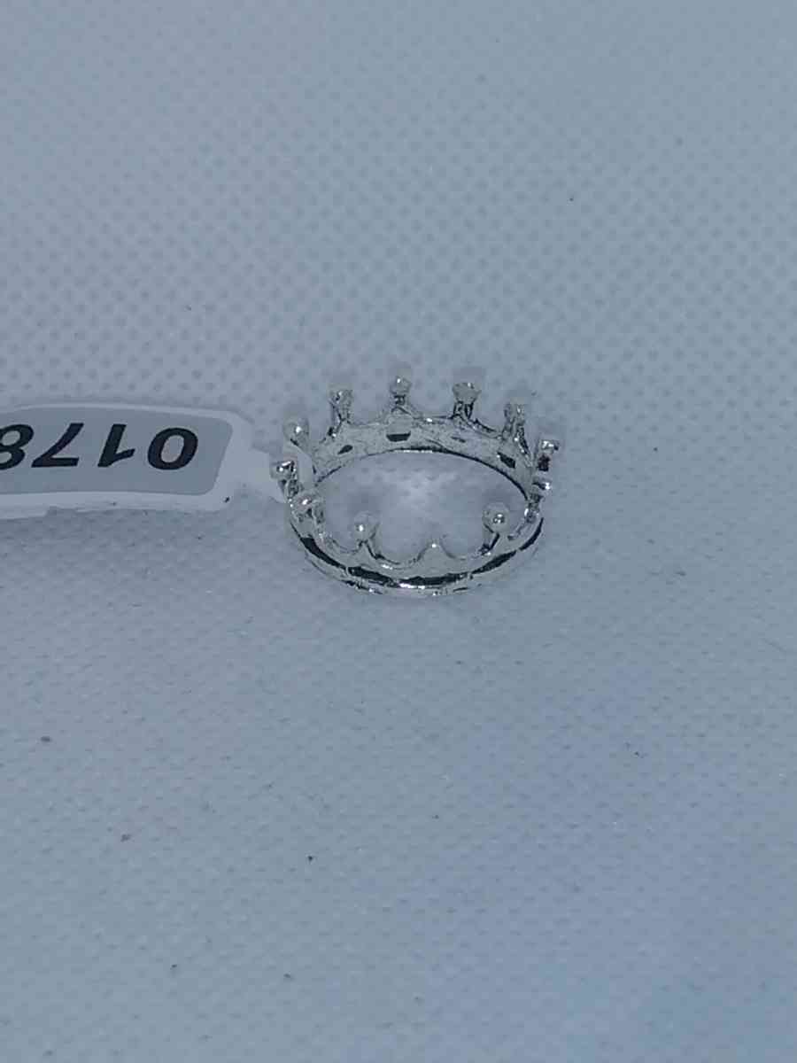 Silver Crown Ring - Roanoke, Virginia - FleaMarketBay