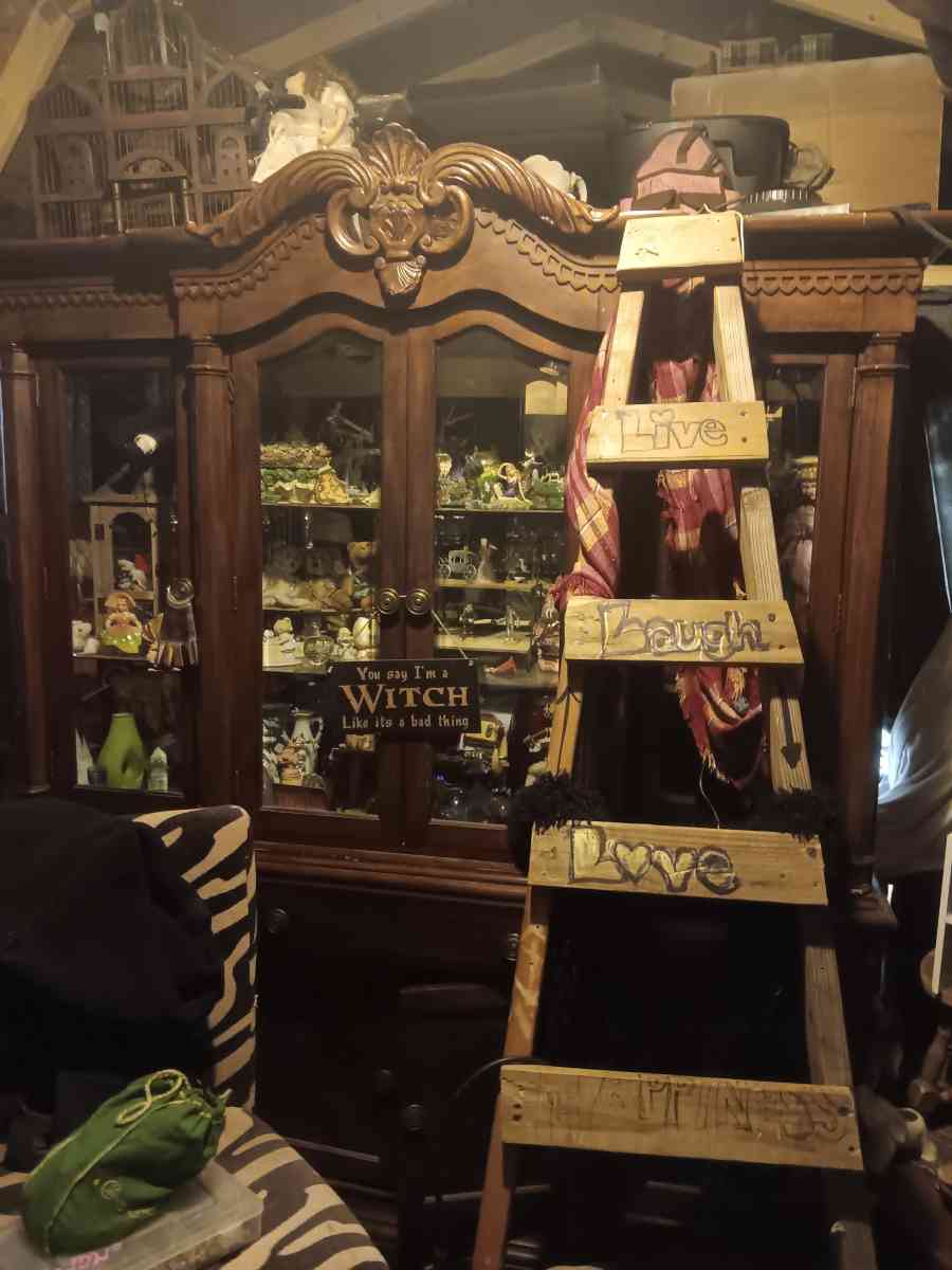 Kathy Ireland Home Cabinet With Hutch China Cabinet 69W X 17 - Weatherford, Oklahoma - FleaMarketBay