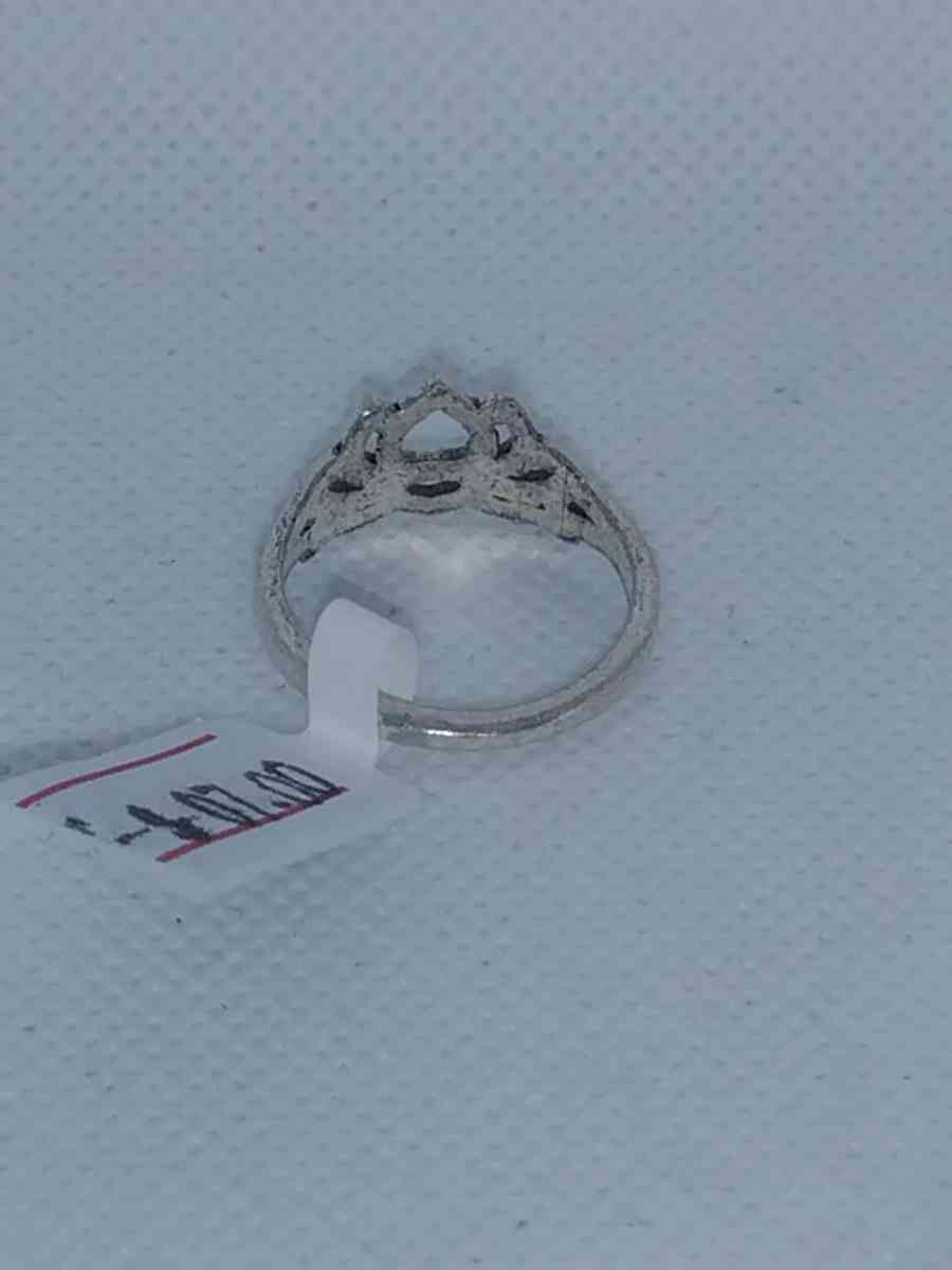 Silver Lotus Flower Ring - Roanoke, Virginia - FleaMarketBay