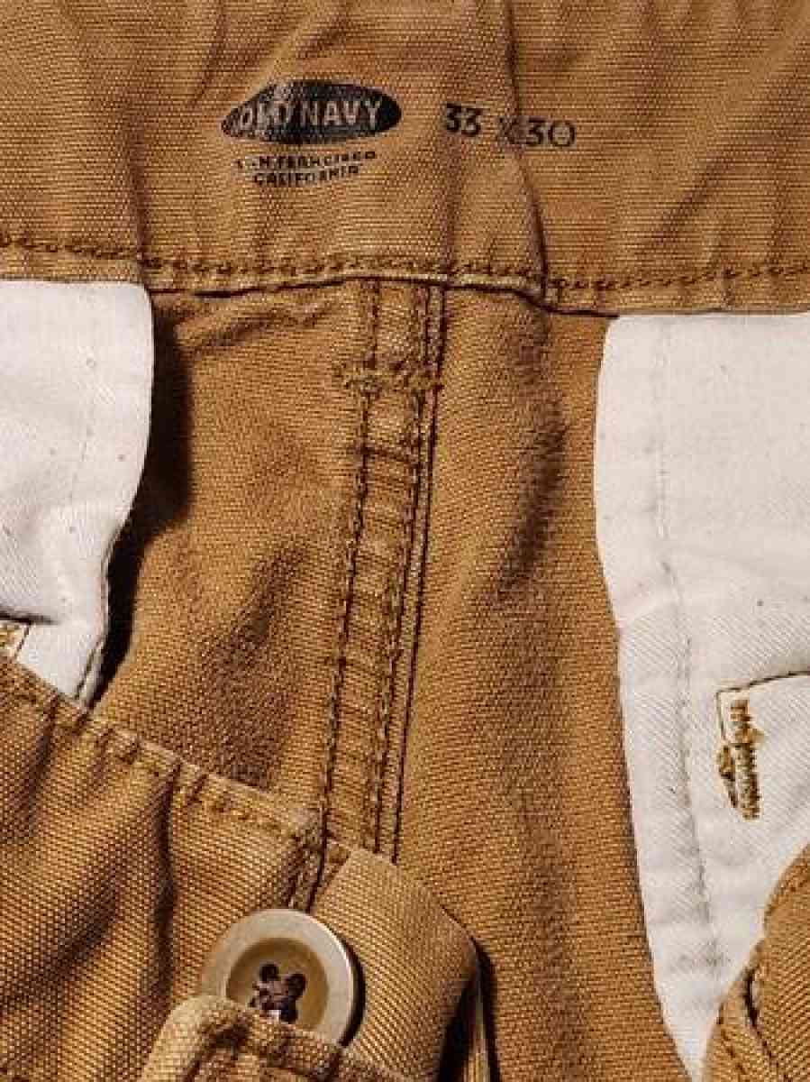 old navy work pants - Clinton, Massachusetts - FleaMarketBay
