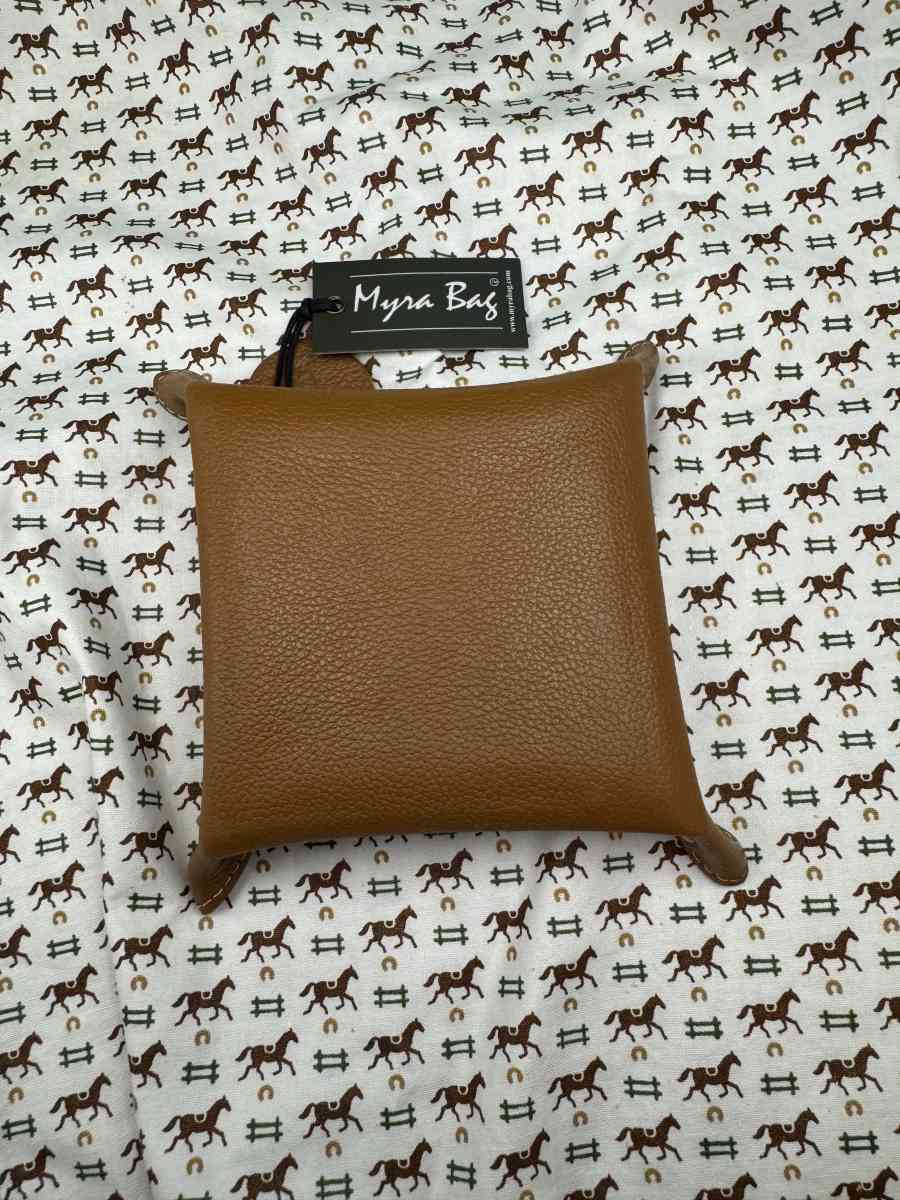 3001PAIH Leather Myra Bag Crown Azteca  Tray Coin Dice  Gift - Gallatin, Tennessee - FleaMarketBay