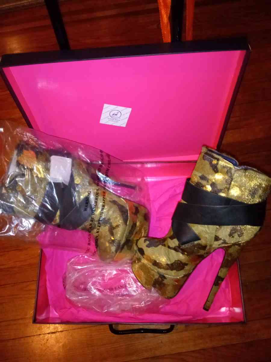 GREAT PRICES FOR BRAND NEW IN BOX LONDON TRASH WOMEN SHOES - Staten Island, New York