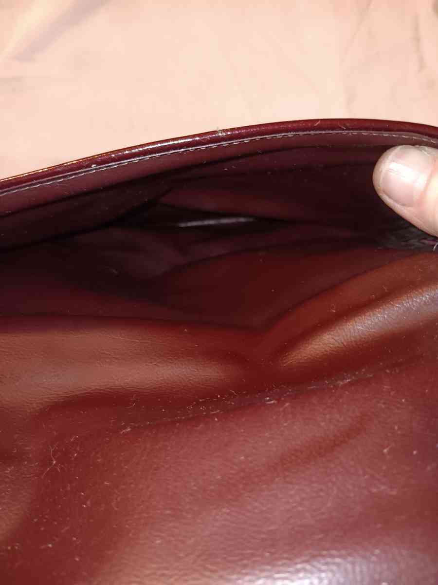 Vintage clutch - Prentiss, Mississippi - FleaMarketBay