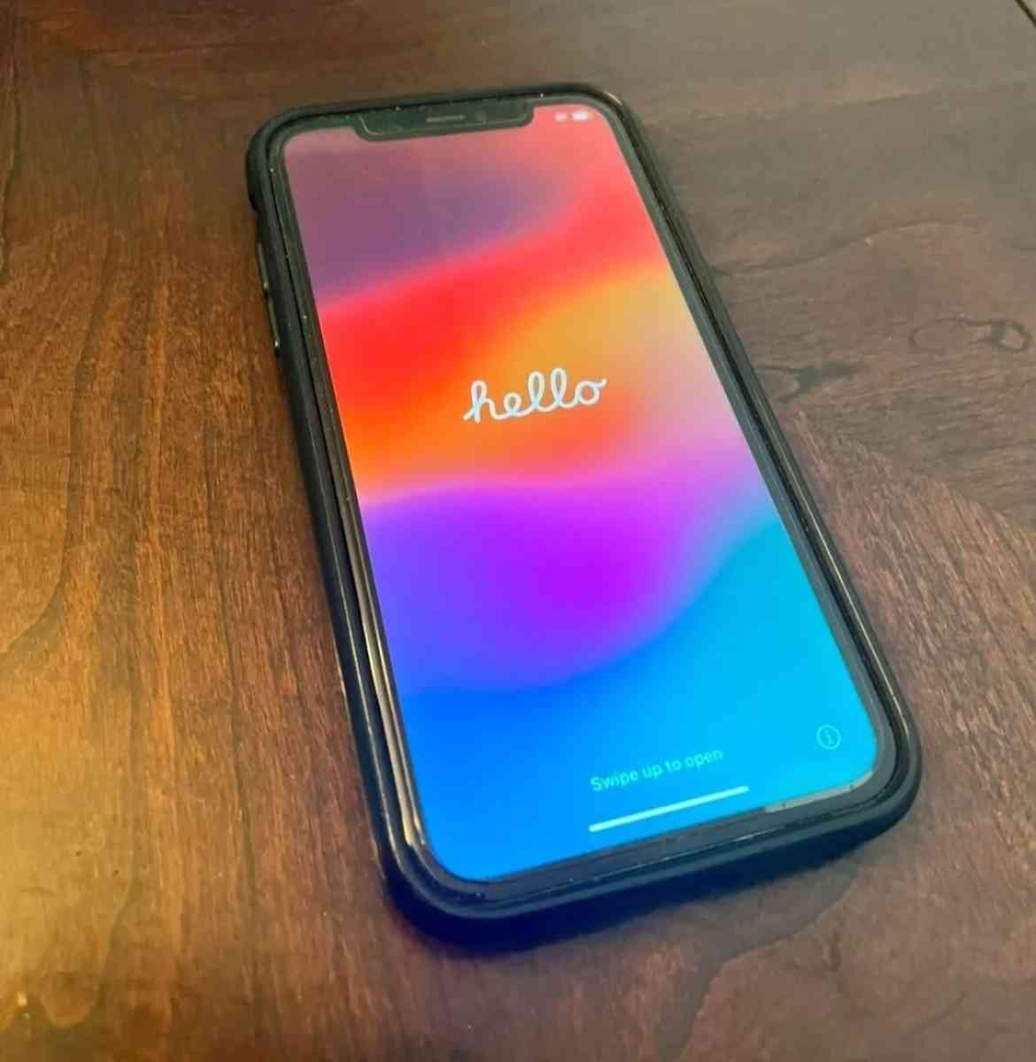 iPhone 11 Black 64Gb Unlocked - Paterson, New Jersey - FleaMarketBay