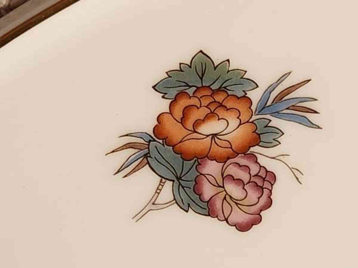 decorative cake plate - Clinton, Massachusetts - FleaMarketBay