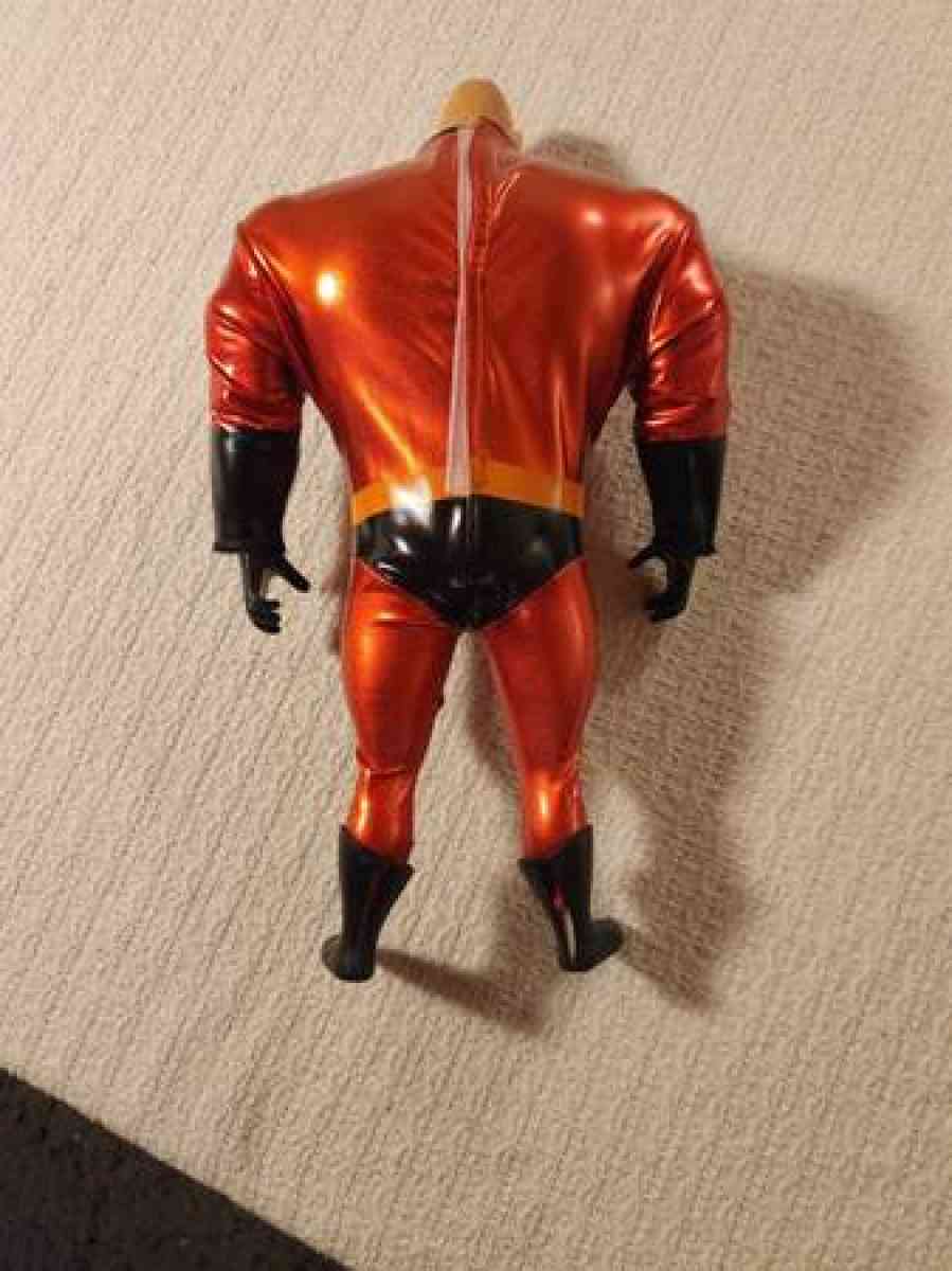 Mr Incredible action figure - Clinton, Massachusetts - FleaMarketBay