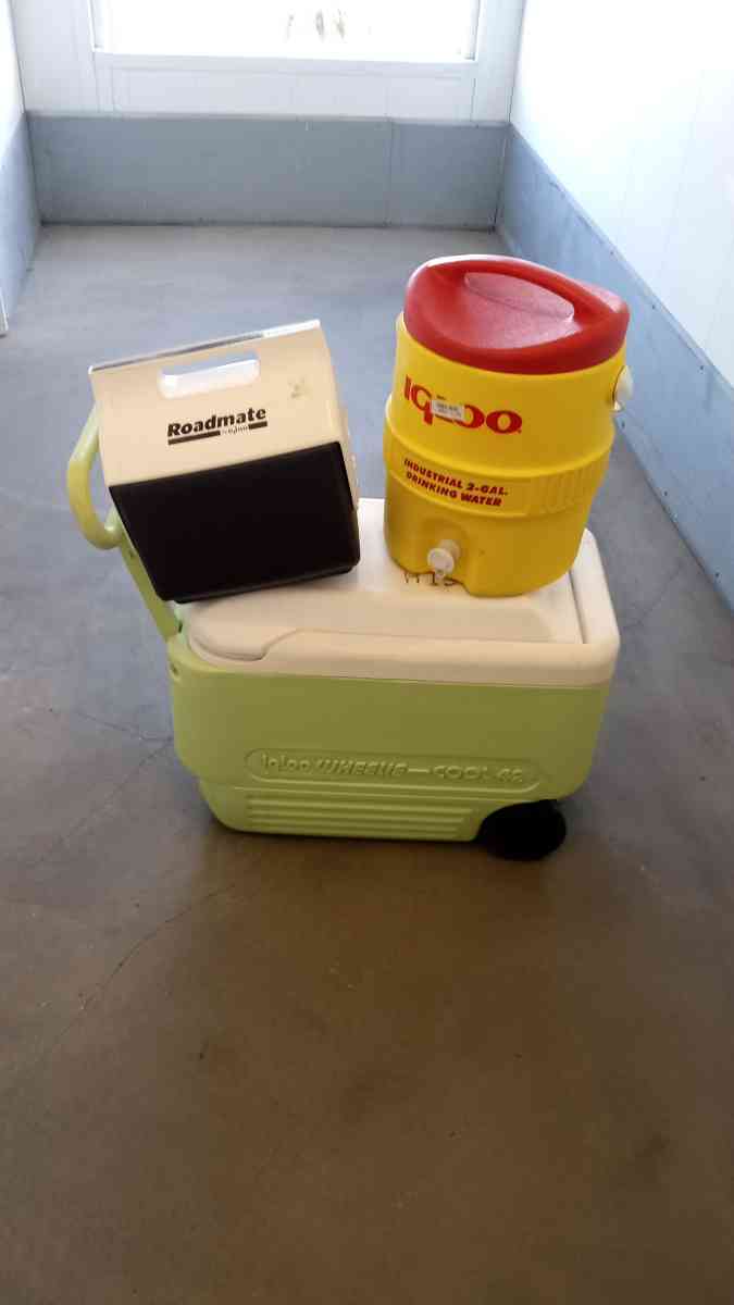 the 3 ice cooler different size - Atherton, California - FleaMarketBay