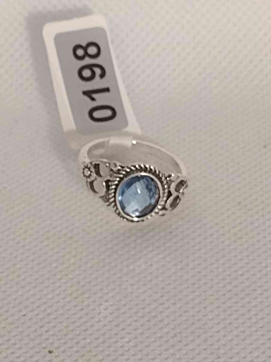Blue Mirror Style Silver Ring - Roanoke, Virginia - FleaMarketBay