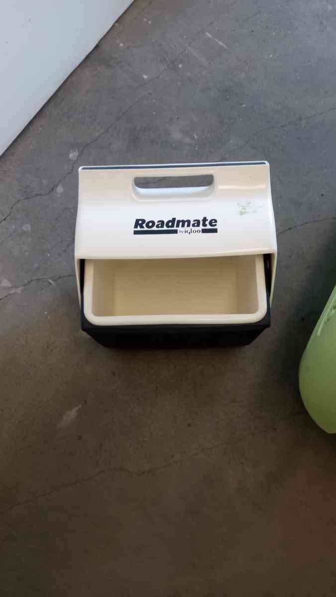 the 3 ice cooler different size - Atherton, California - FleaMarketBay