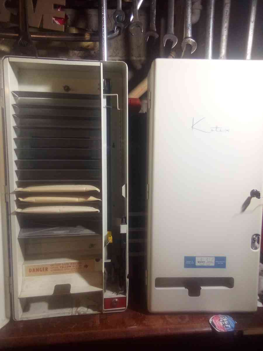 vinage kotex vending mechain - Port Huron, Michigan - FleaMarketBay