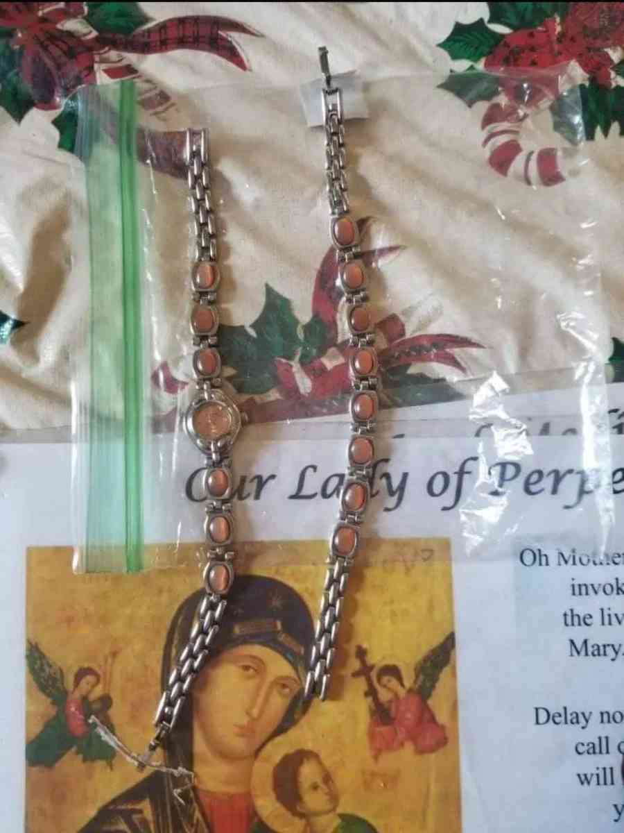 Geneva Watch and Bracelet set - Hudson, New Hampshire - FleaMarketBay