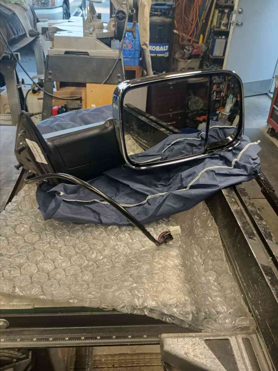 Dodge ram rh polyway 411211303506 - Addy, Washington