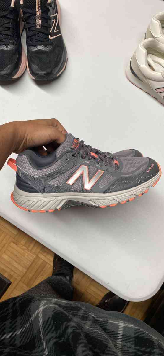 6 Pairs Womens New Balance Sneakers Bundle 9 and 9 Half - Frederick, Maryland - FleaMarketBay