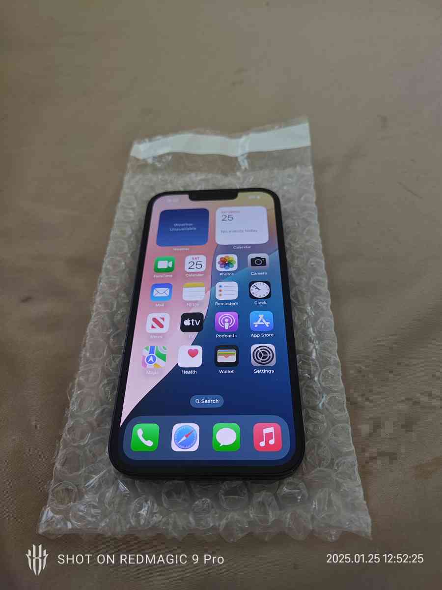 iPhone 13 unlocked - West Palm Beach, Florida - FleaMarketBay