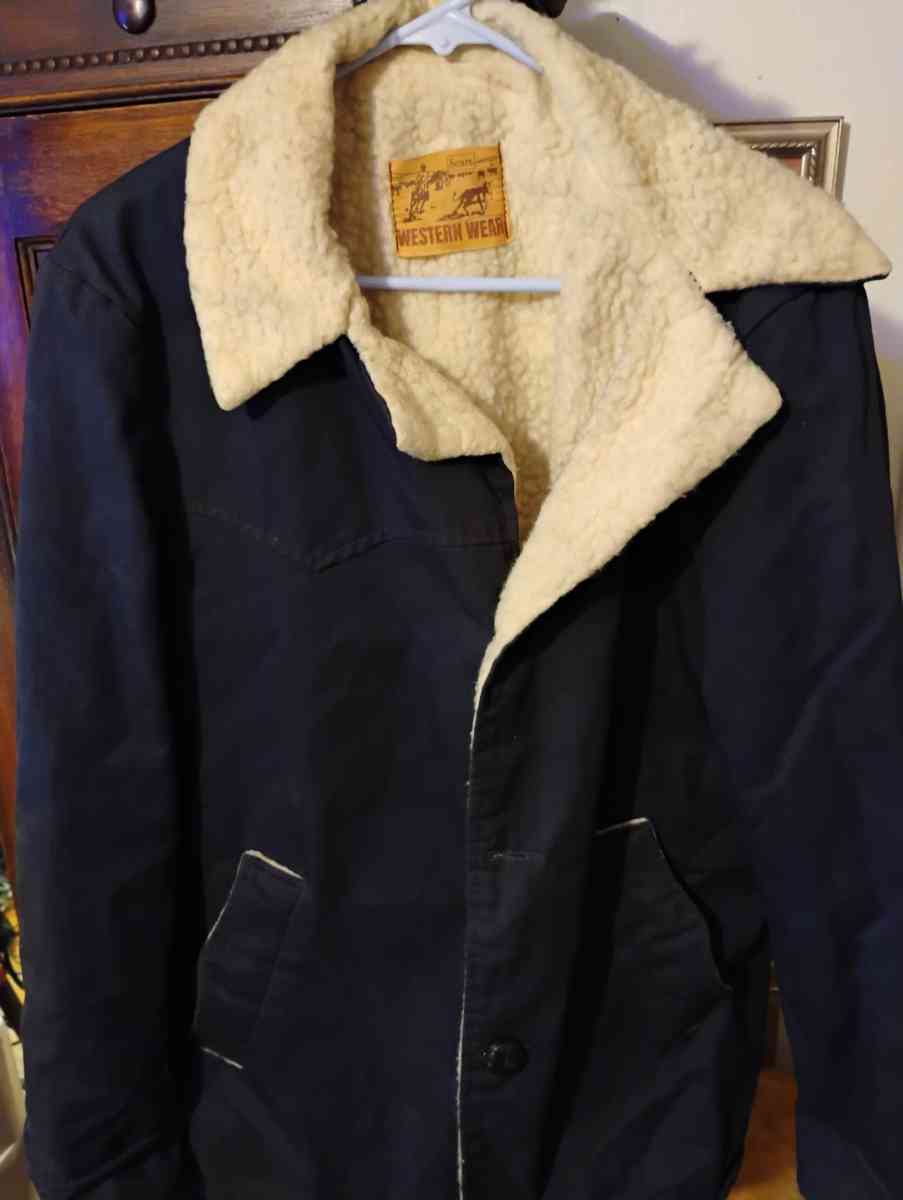 Vintage Jackets - Baytown, Texas - FleaMarketBay