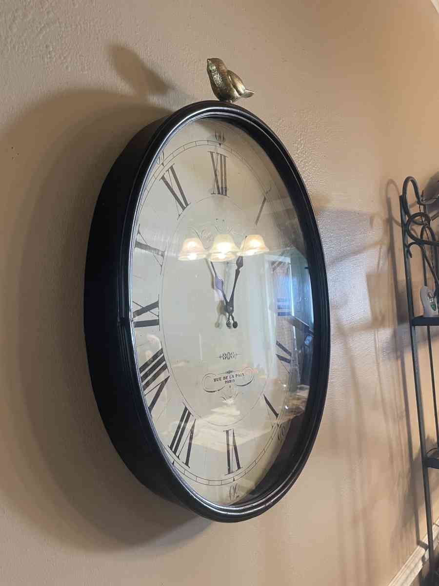 Gold Bird Wall Clock - Loughman, Florida - FleaMarketBay