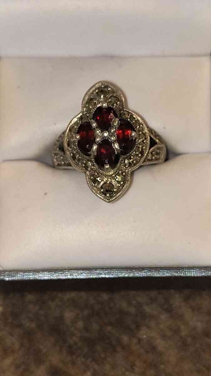 Sterling Silver Ring - Greenville, Illinois - FleaMarketBay