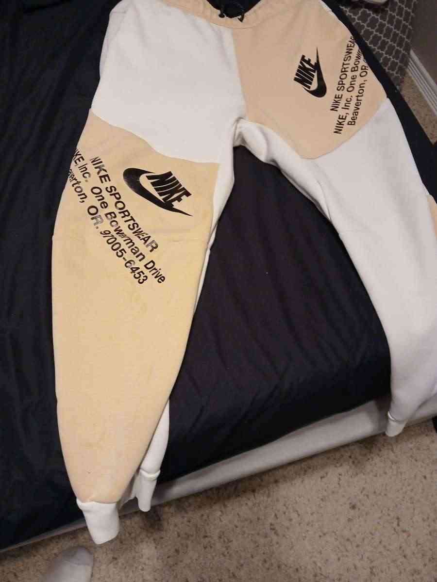 cheap Nike tech - Beaverton, Oregon