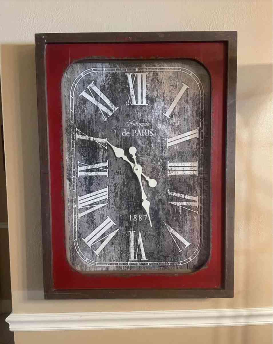 Clock - Loughman, Florida - FleaMarketBay