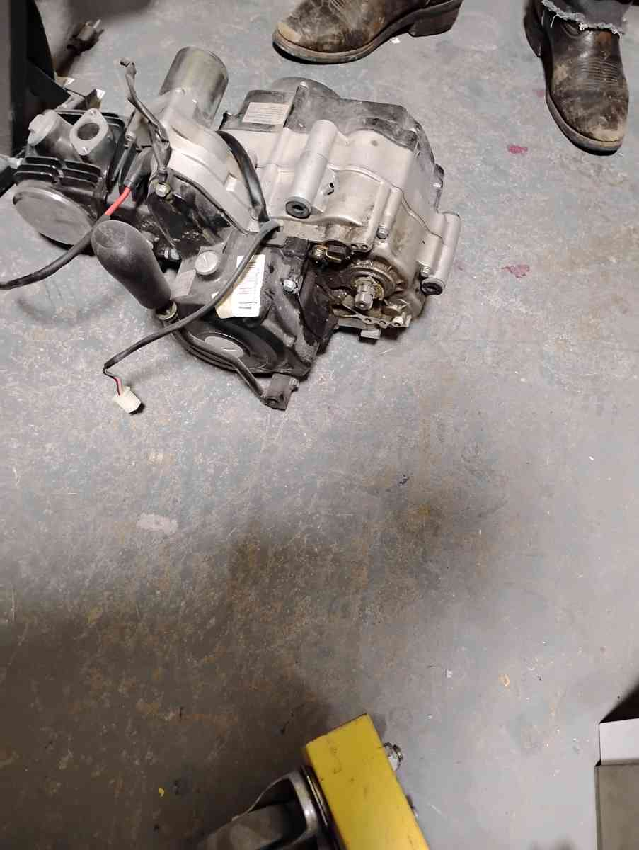 small engine - Golden, Colorado - FleaMarketBay