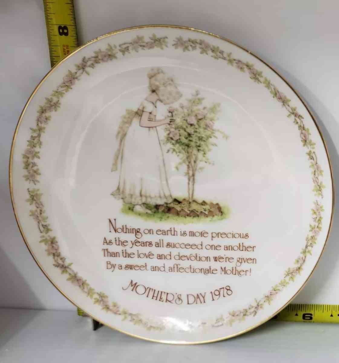Commemorative Mothers Day 1978 Plate Holly Hobbie American G - Nokesville, Virginia - FleaMarketBay