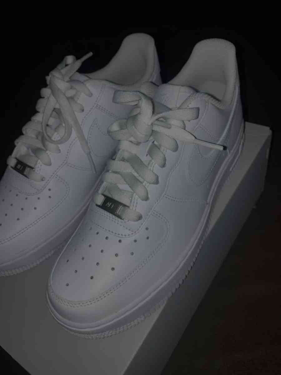 white Air forces 1s - Dallas, Texas - FleaMarketBay