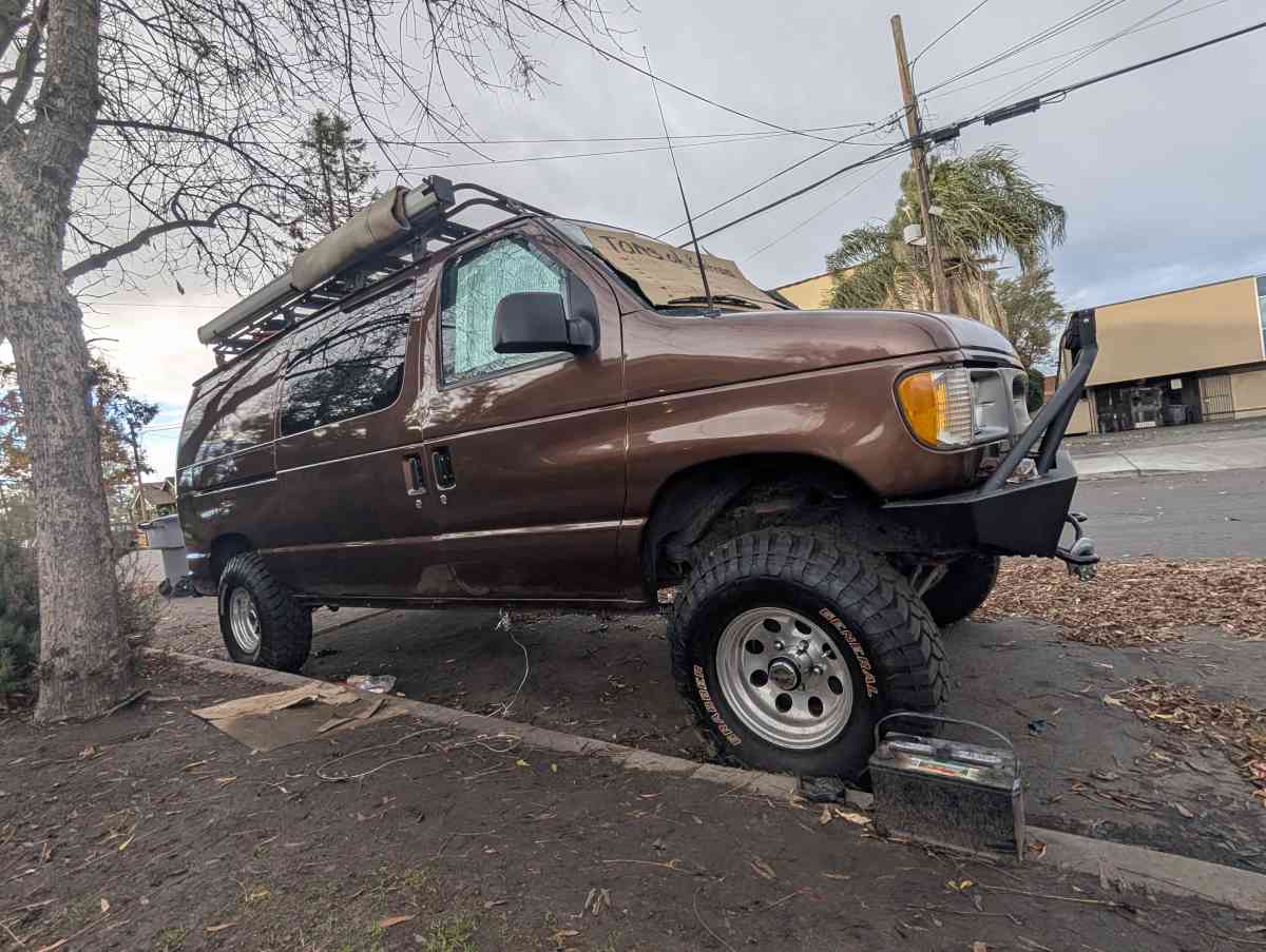2000 Ford Econoline Van 559 375 5785 - Fresno, California - FleaMarketBay