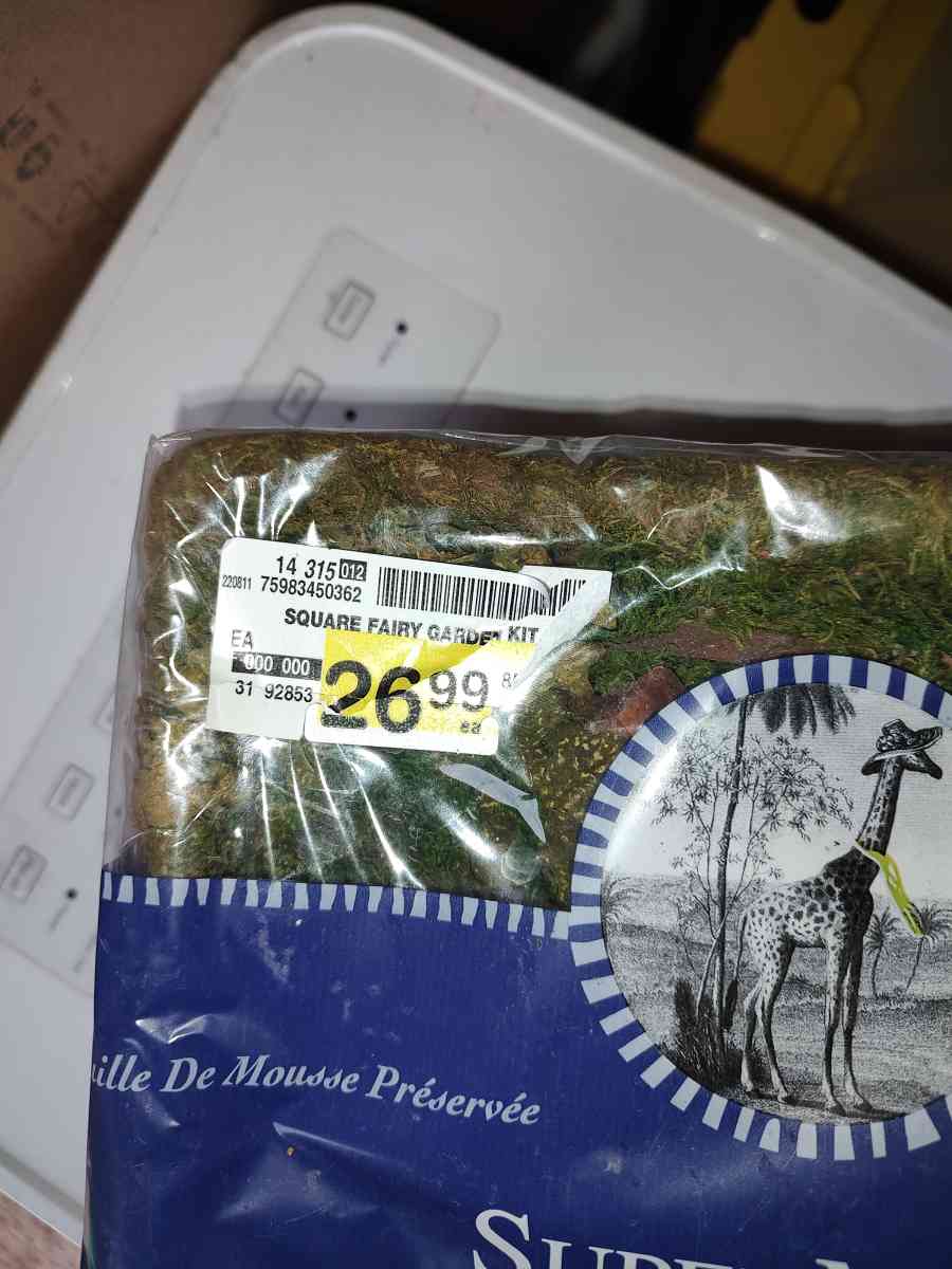 bundle of crafting supplies - Addy, Washington - FleaMarketBay