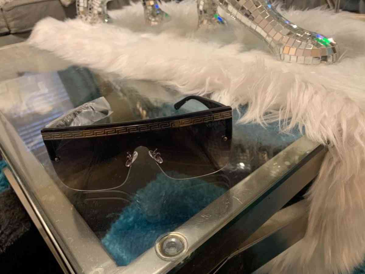 Versace Sunglasses - Clayton, Georgia