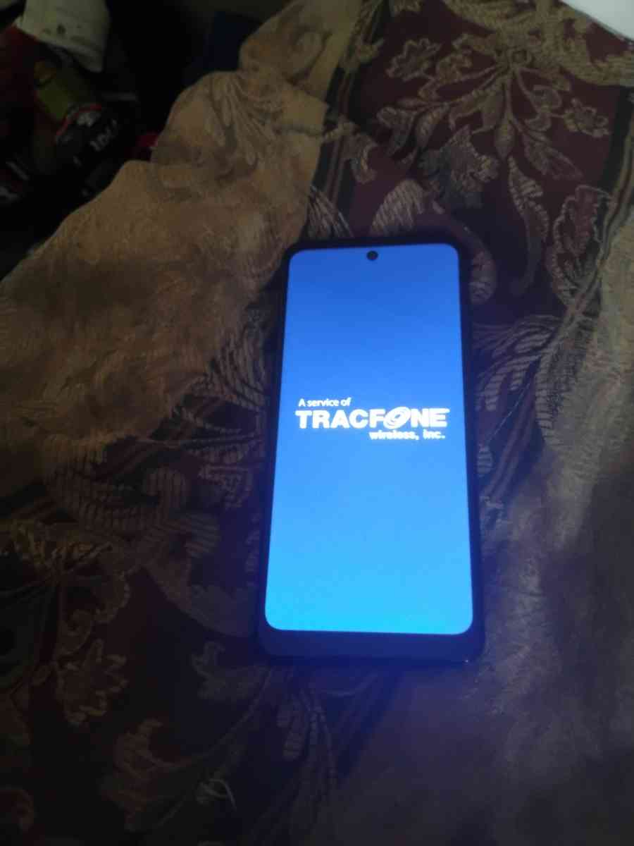 Tracfhone SafeLink Wireless Moto g play 5g - Gaston, South Carolina - FleaMarketBay