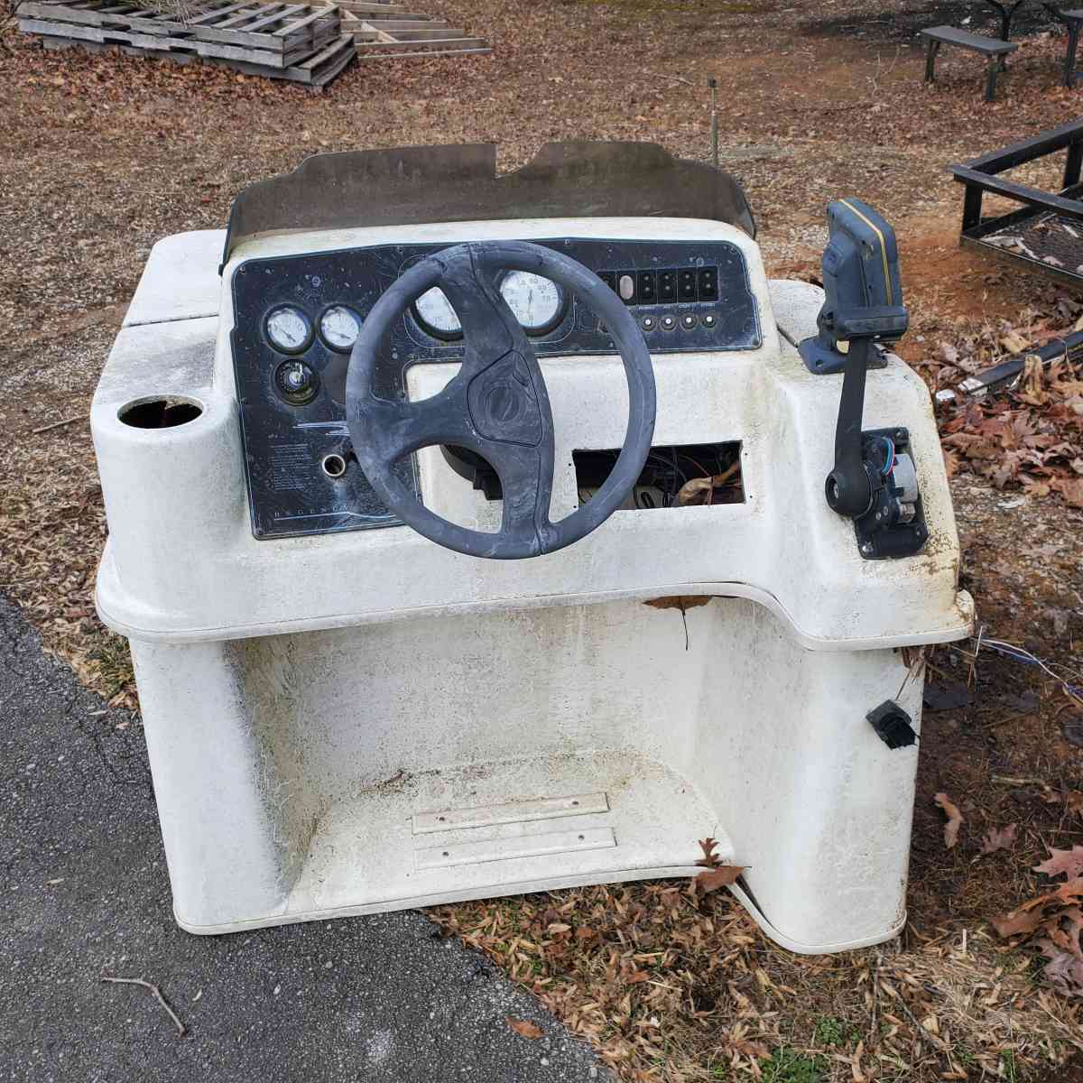 Pontoon Boat Console All Cables And Wires Have been Cut