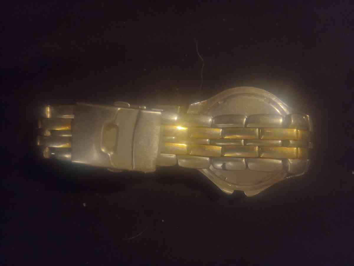 Mens Stainless Steel FOSSIl Watch - Yazoo City, Mississippi - FleaMarketBay