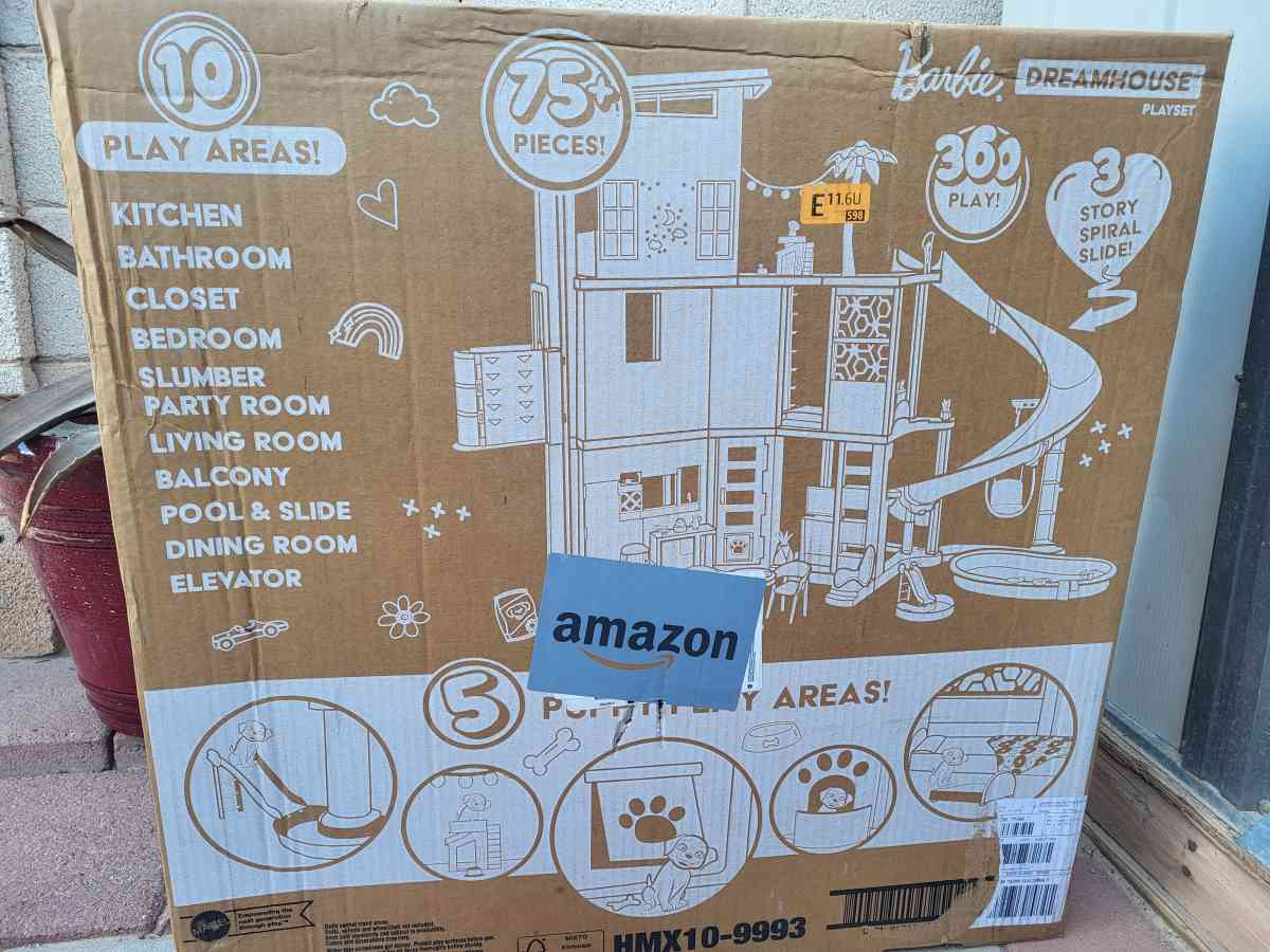 Barbie Dreamhouse - Las Vegas, Nevada - FleaMarketBay