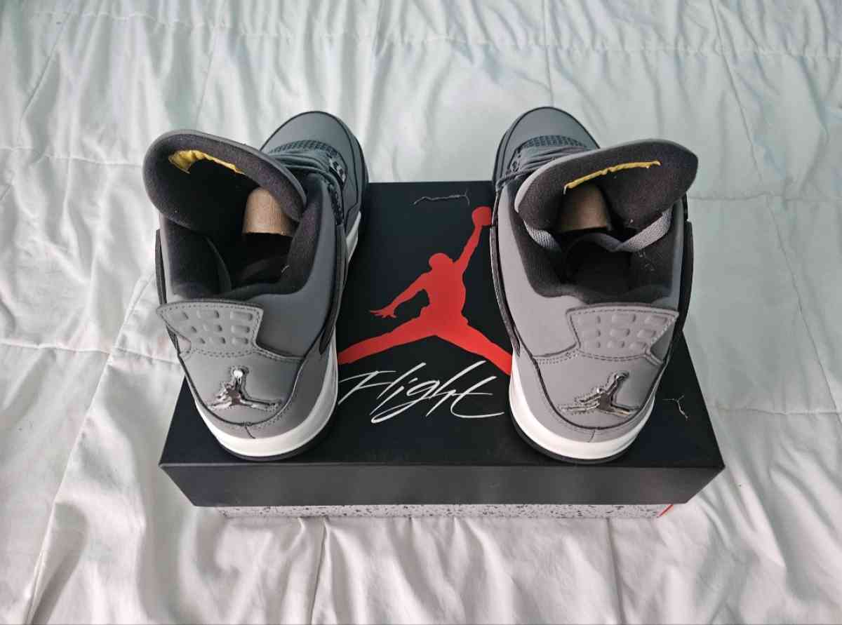 Size 95 Air Jordan 4 Retro Cool GreyChromeDark Charcoal 2019 - Columbus, Ohio - FleaMarketBay