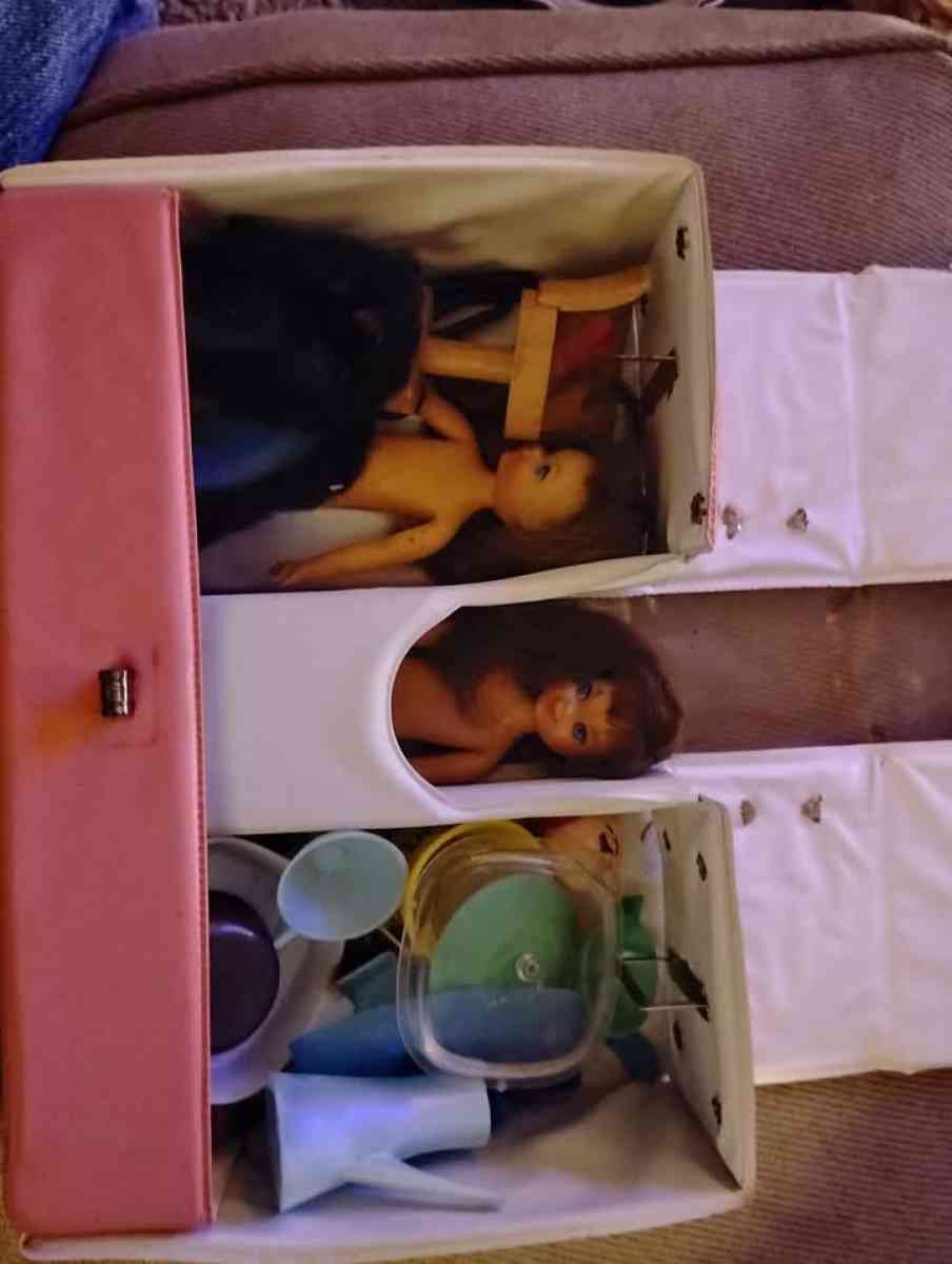 tutti dolls n extras - Vine Grove, Kentucky - FleaMarketBay