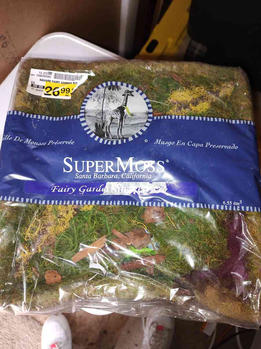 bundle of crafting supplies - Addy, Washington - FleaMarketBay